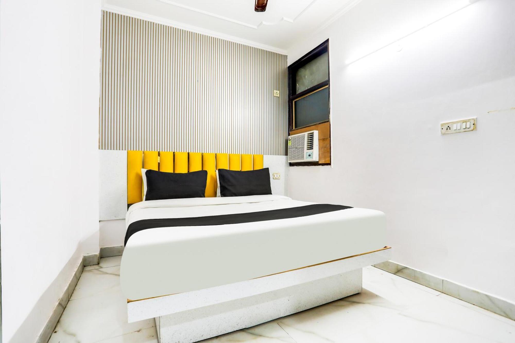 Hotel O Anchal Dx New Delhi Exteriör bild